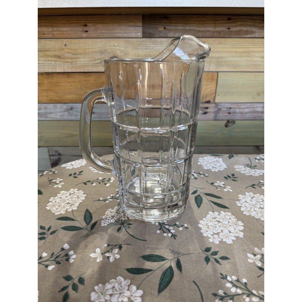 VTG Anchor Hocking Tartan Manchester Clear 50 oz. Heavy Glass Pitcher 9-1/2"